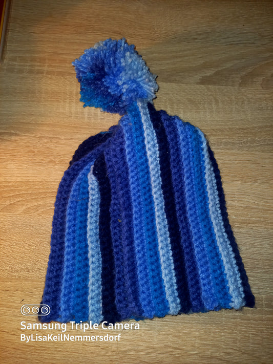 Mütze mit Bommel